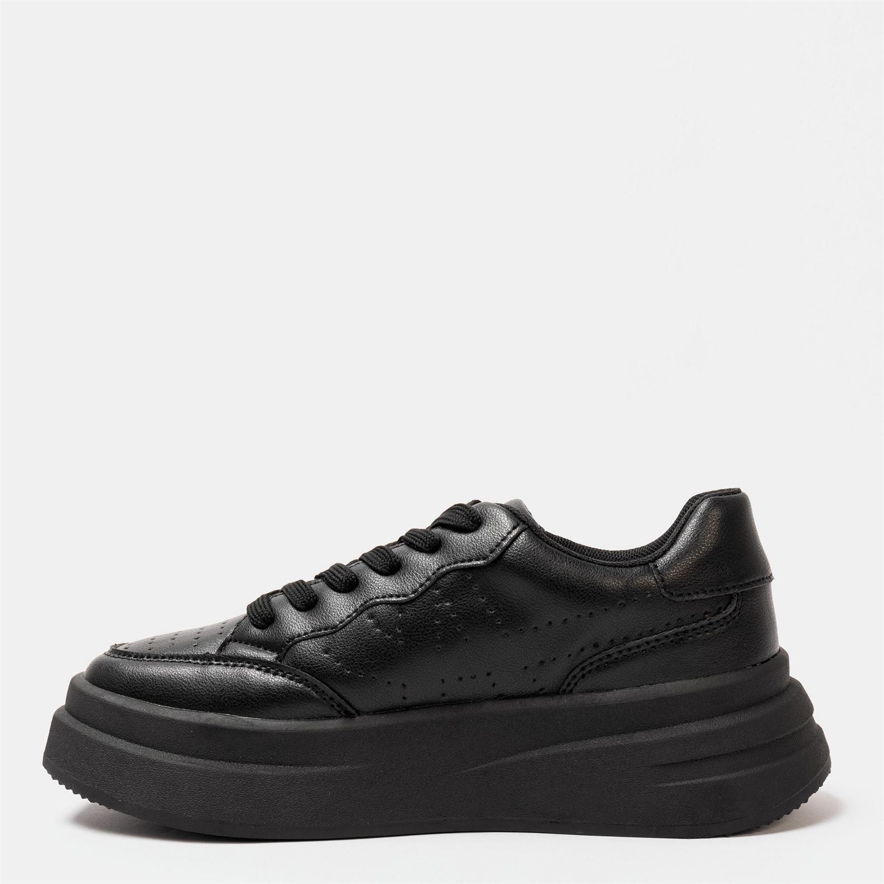 Kappa Ari Trainers