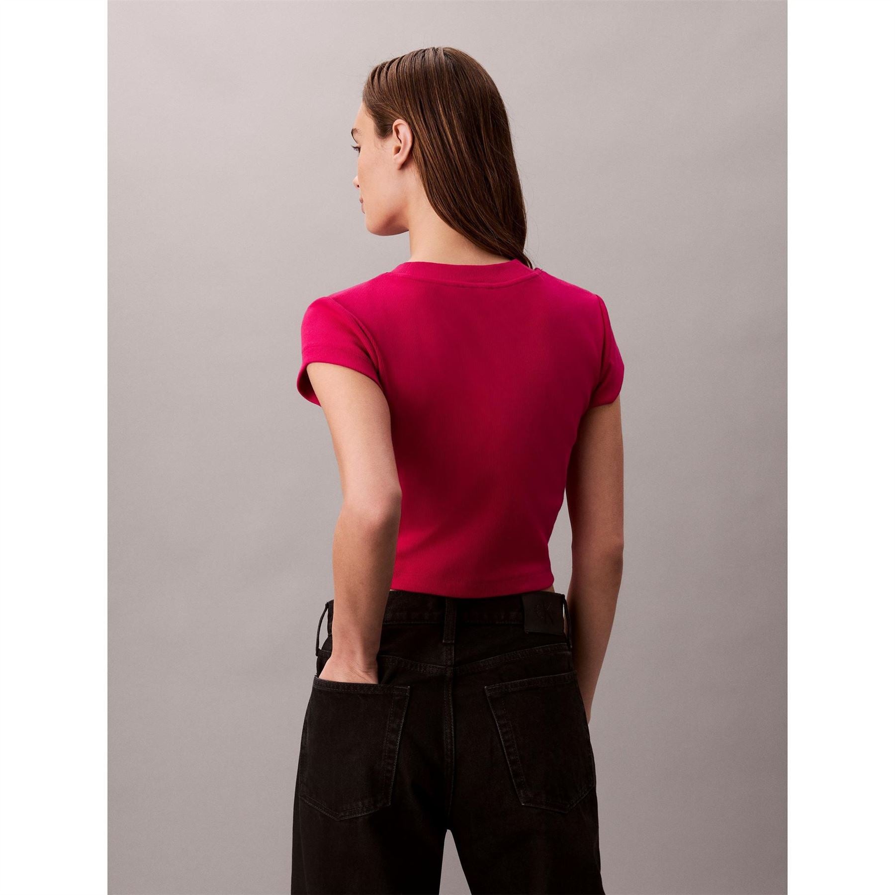 Calvin Klein Jeans Baby Slim Fit Cropped Crew Neck T-Shirt