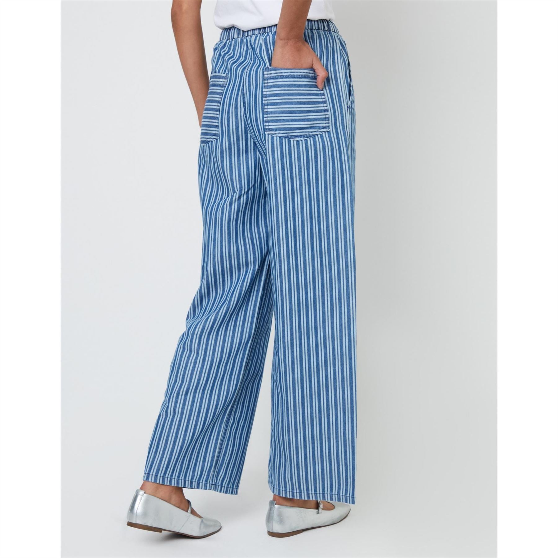 Threadbare Petite Straight Leg Jeans
