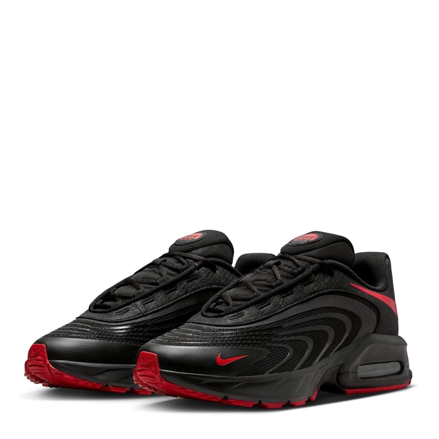 Nike Air Max Low Top Lace-Up Sneakers