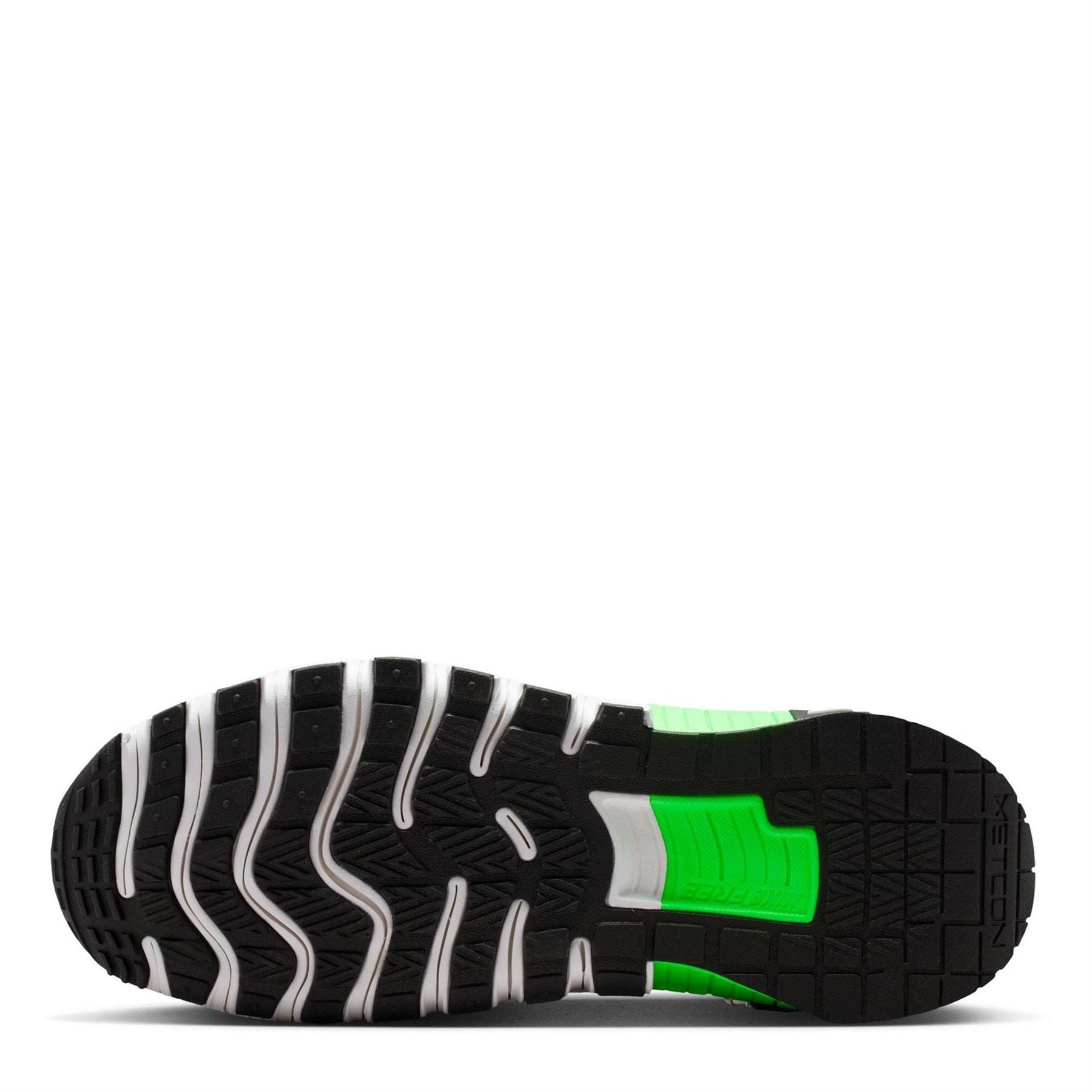 Nike Free Metcon 6 Low Top Sneakers