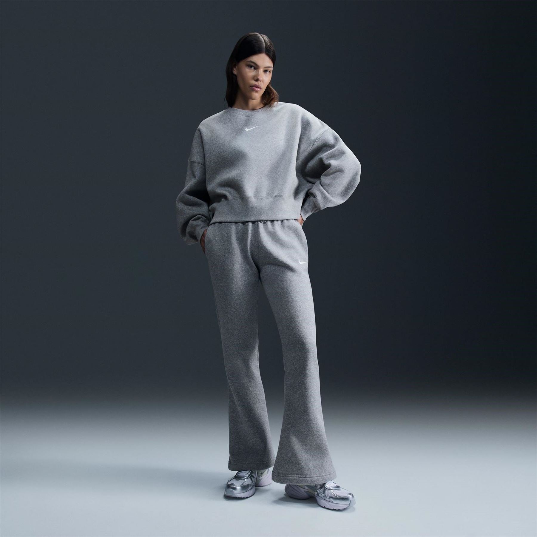 Nike Womens Sportswear Phoenix Fleece Over Oversized Crewneck Sweatshirt