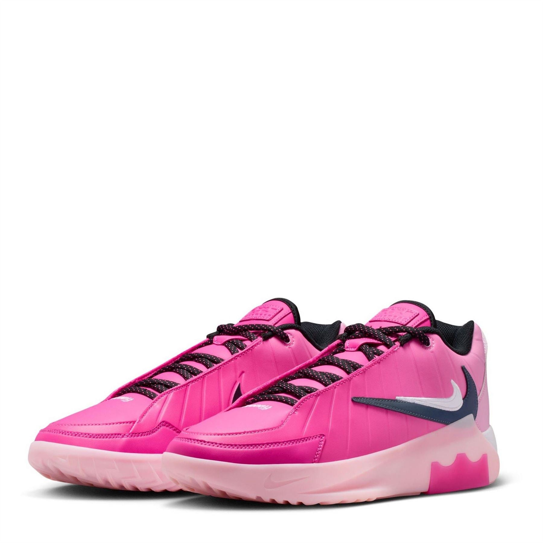 Nike Witness 9 Low Top Lace-Up Sneakers