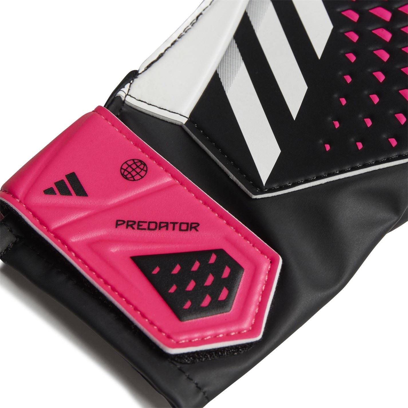 adidas Predator Training Goalkeeper Gloves Juniors