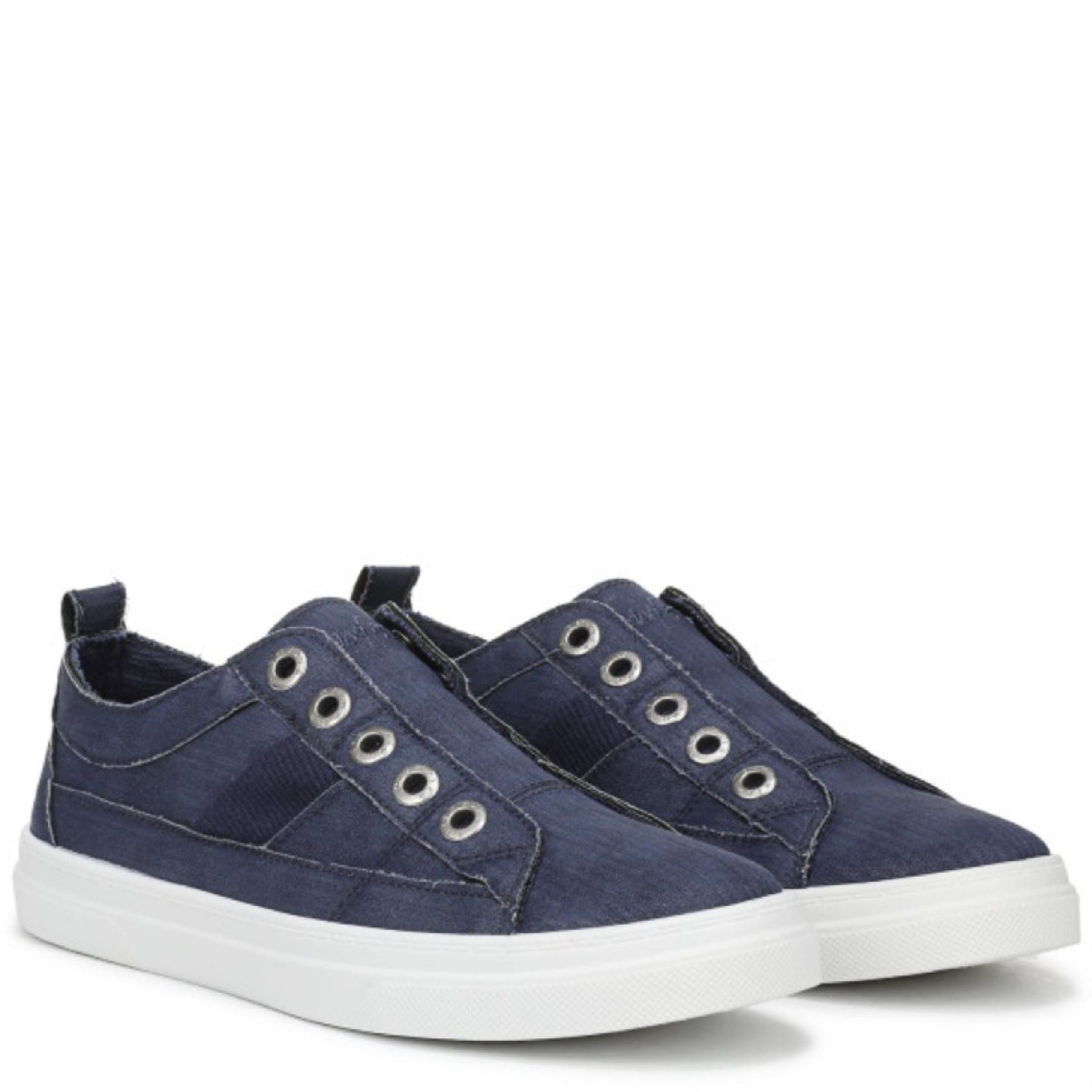 Blowfish Malibu Hangout Slip Canvas Low Top Sneakers