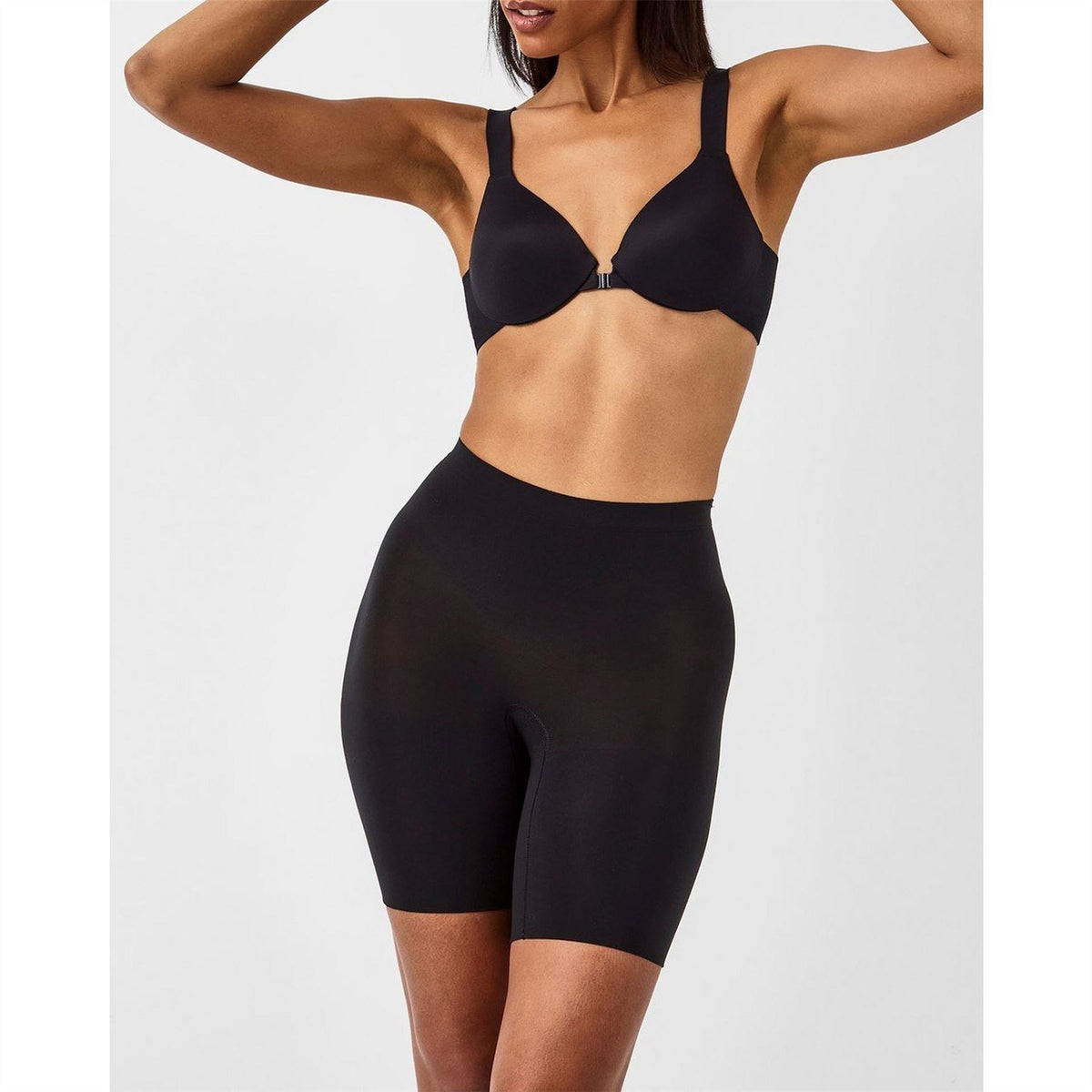 Spanx Seamless Shaping Medium Control Shorts