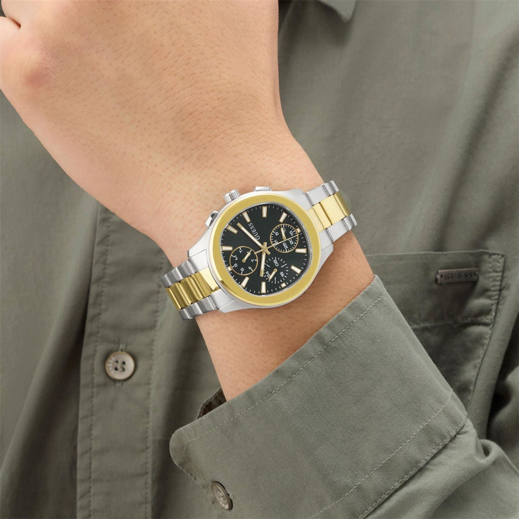 Guess Sn71 Steel Bracelet Strap Analogue Fashion Watch