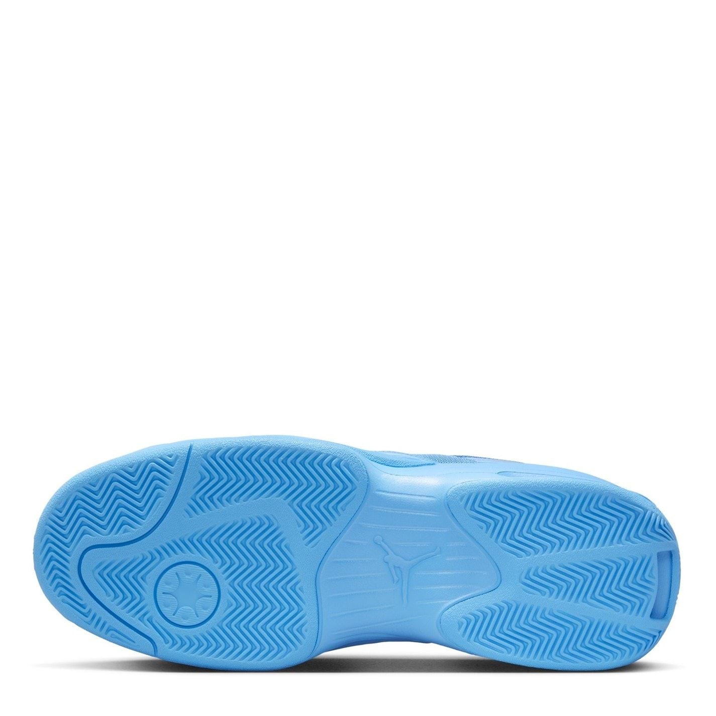 Air Jordan Max Aura Low Top Flat Heel Sneakers