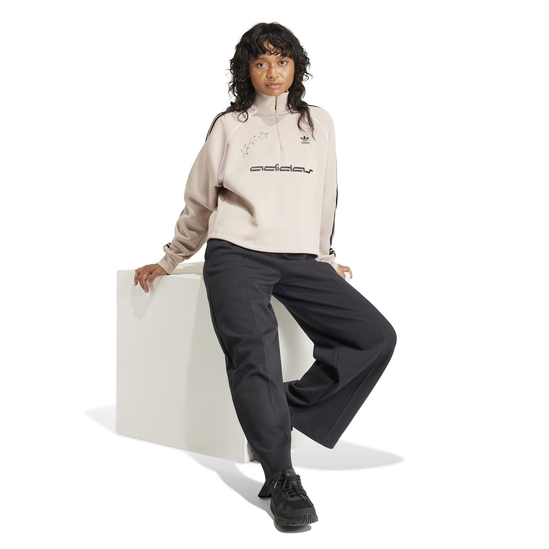 adidas Originals Half-Zip Relaxed Fit Raglan Sleeve Sweatshirt