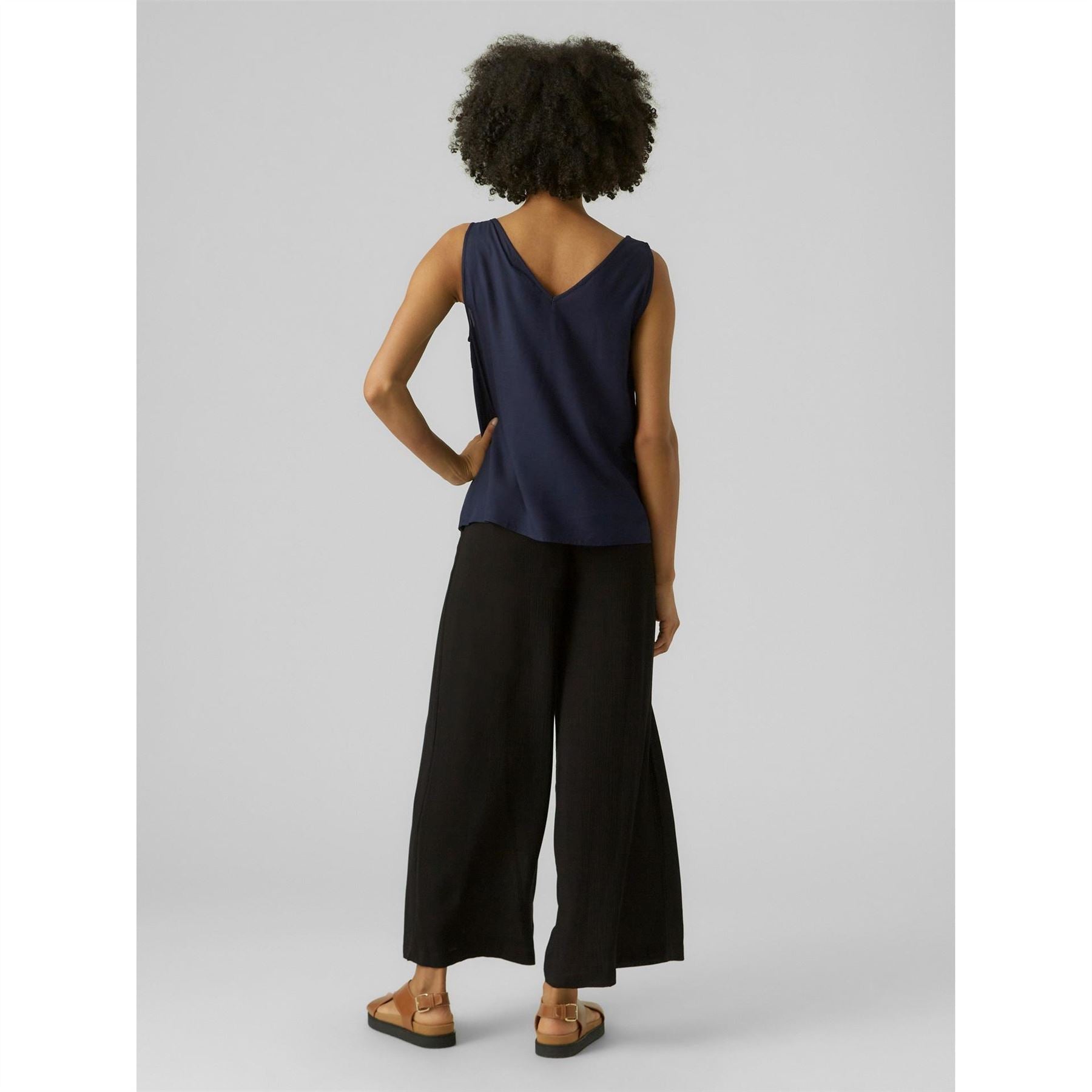 Vero Moda V-Neck Short Sleeve Regular Fit Blouse