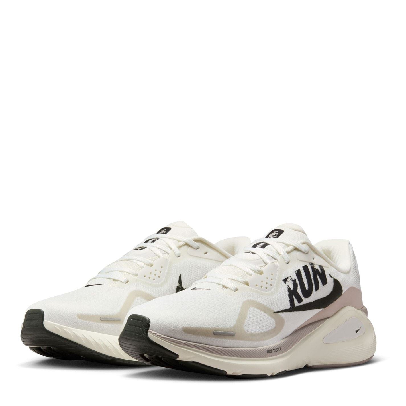 Nike Structure 26 RN Graphic Print Low Top Sneakers