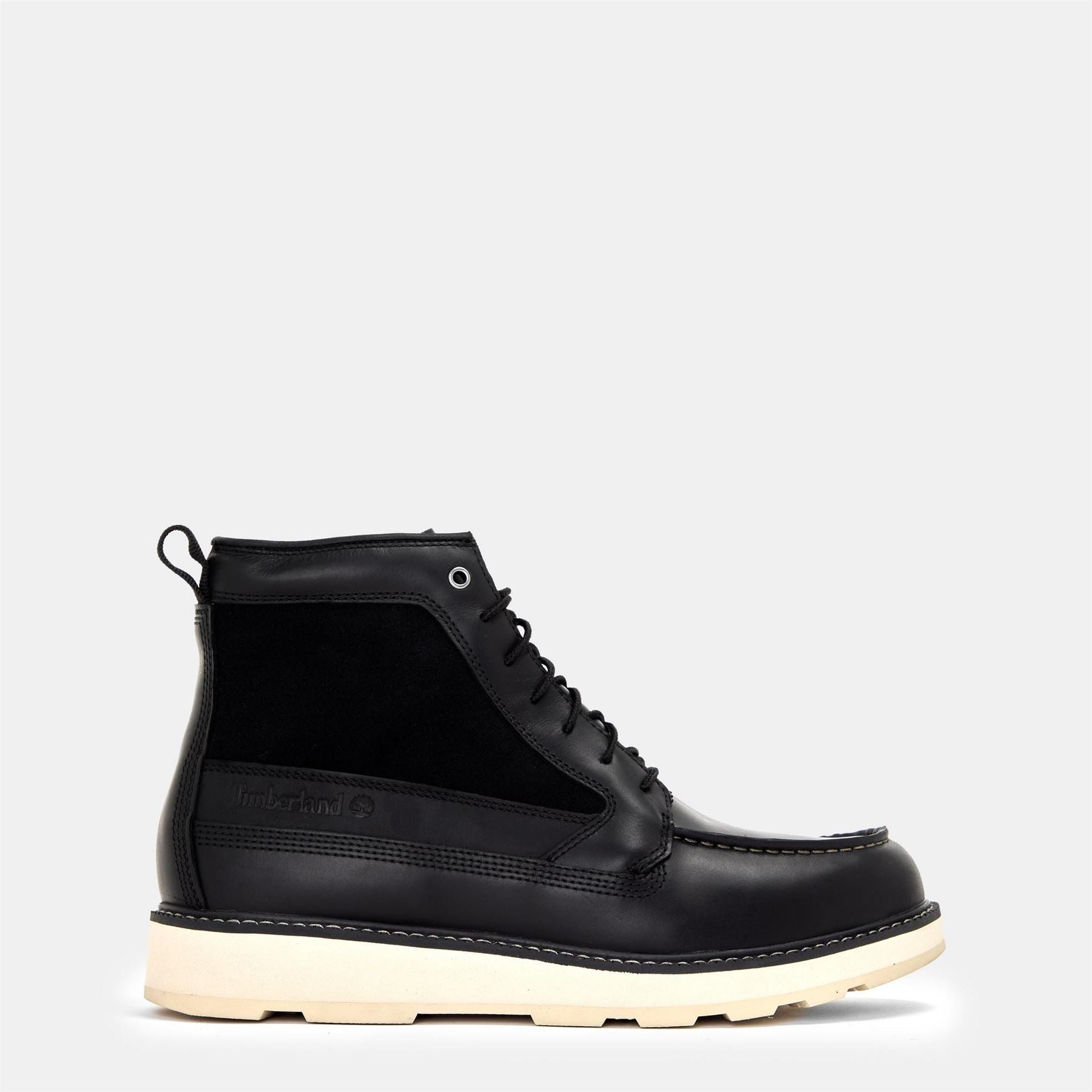 Timberland Britton Mills Lace-Up Chukka Boots Engraved Logo