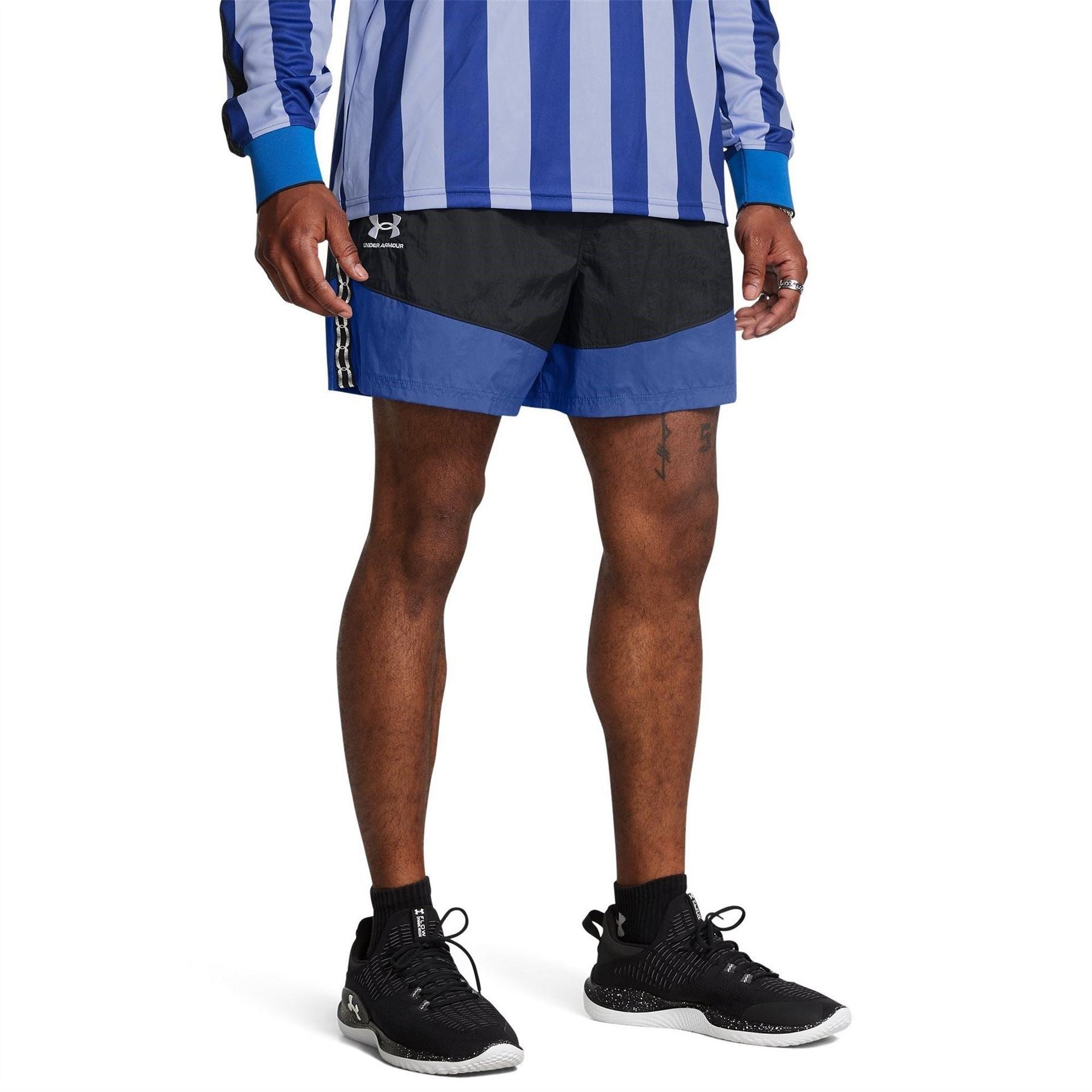 Under Armour Terrace Soccer Bermuda Shorts with Elasticated Waistband