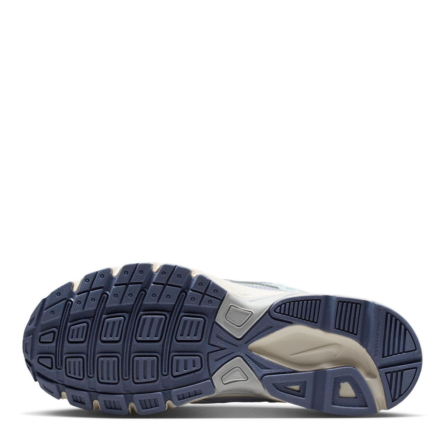 Nike Womens Initiator Running Shoe