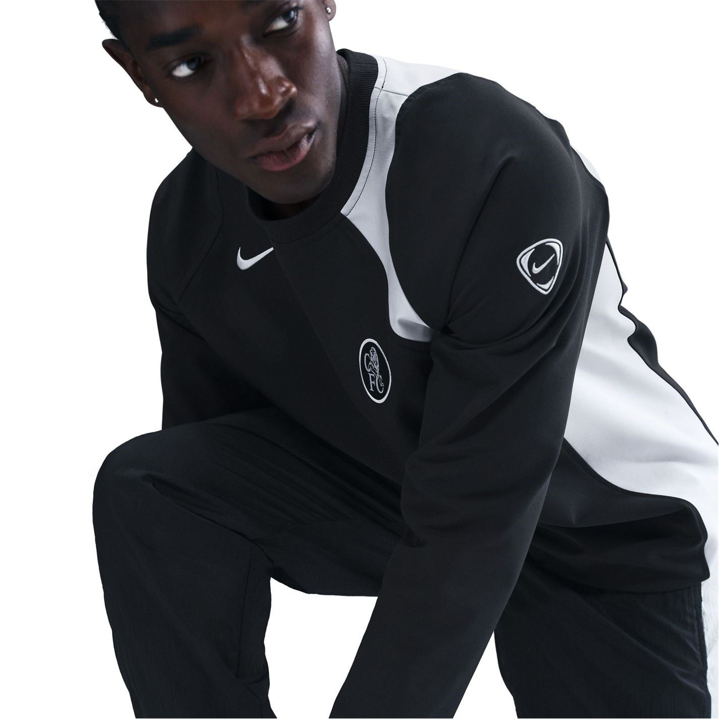 Nike Mens Chelsea T90 Crew Sweater