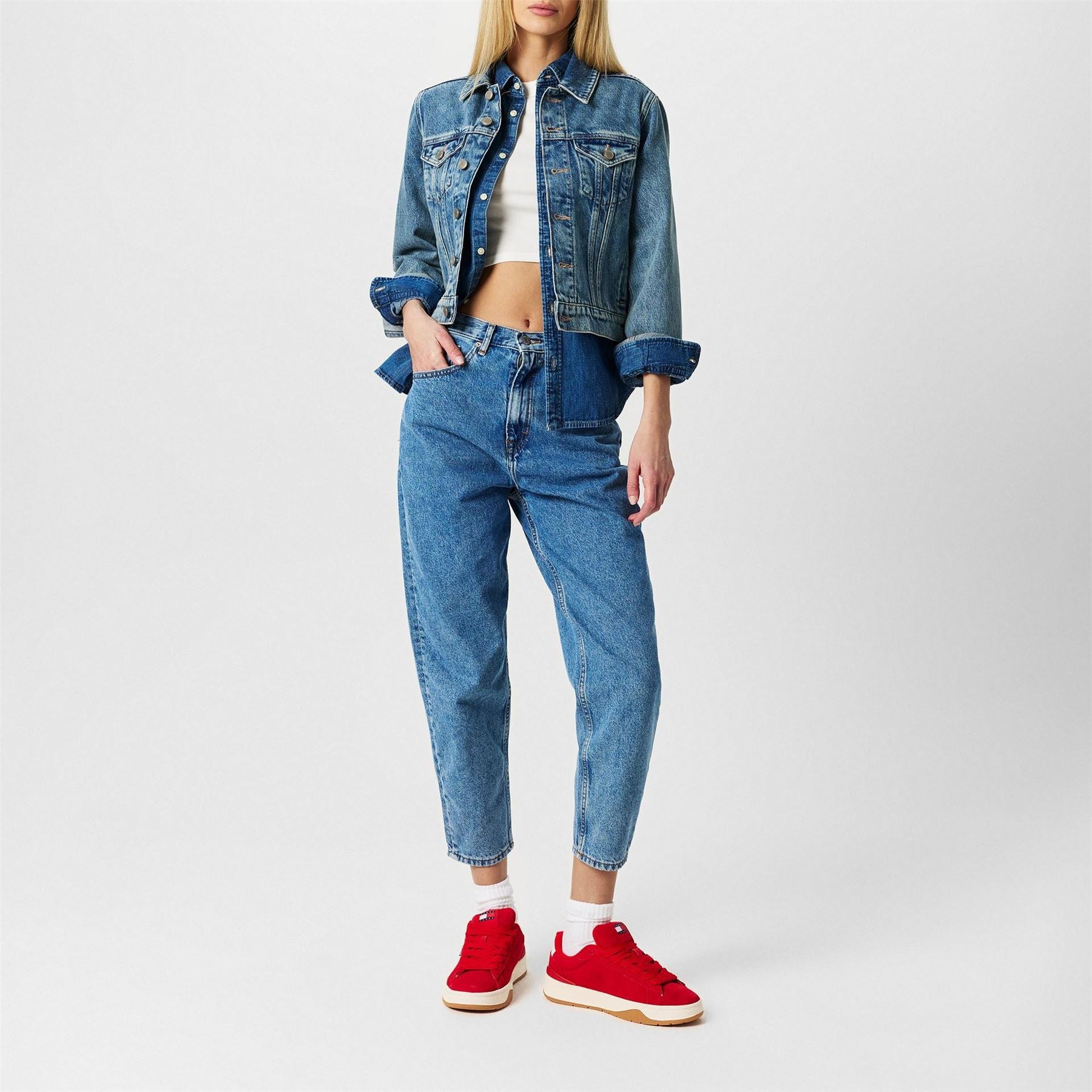 Tommy Jeans High Rise Tapered Mom Jeans