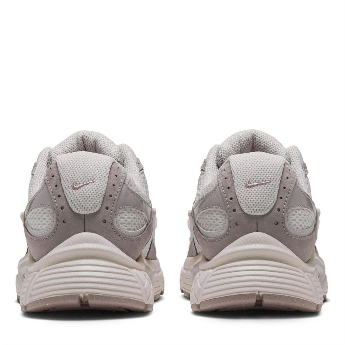 Nike Vomero Run 5 Lace-Up Running Trainers