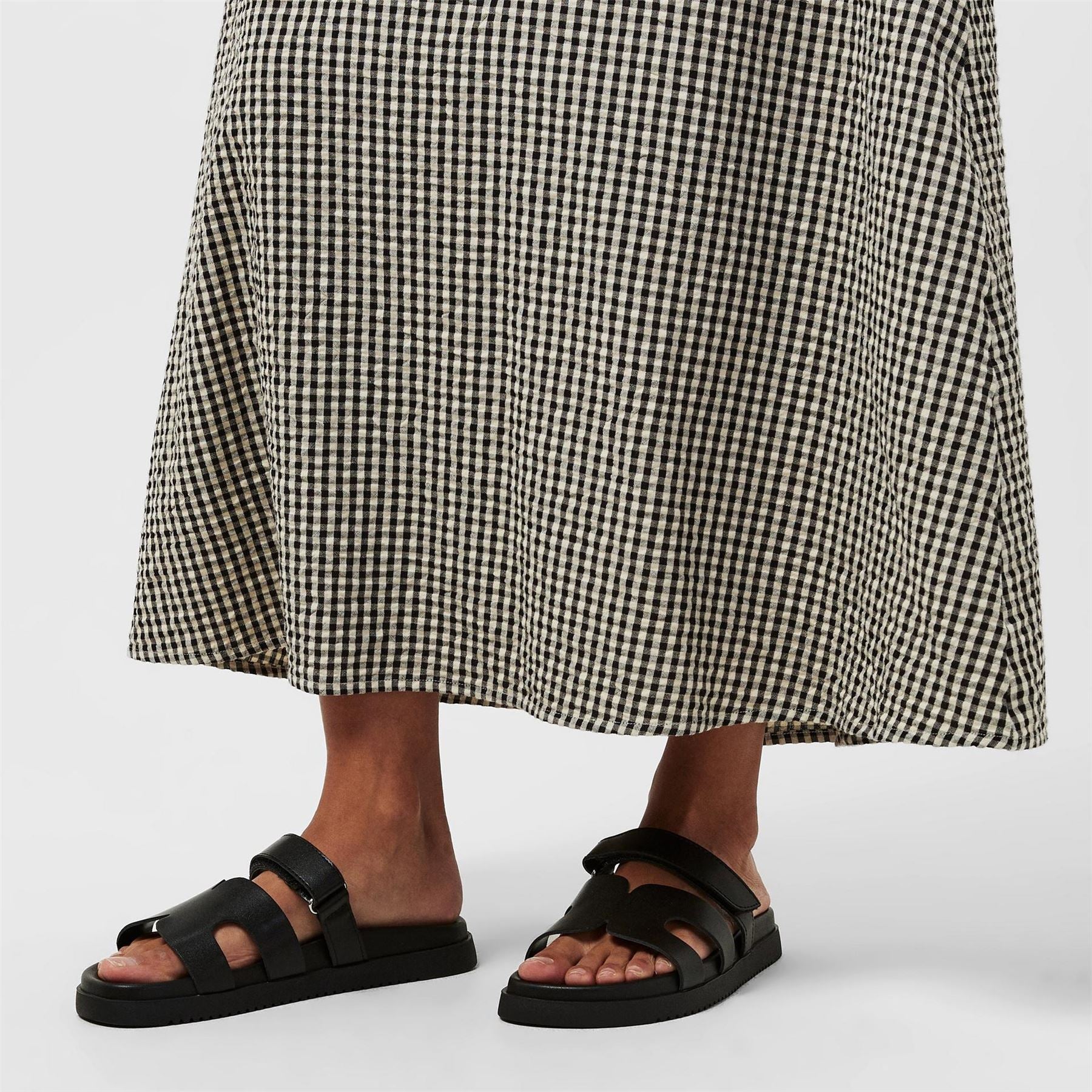 Steve Madden Textured Open Toe Slide Sandals