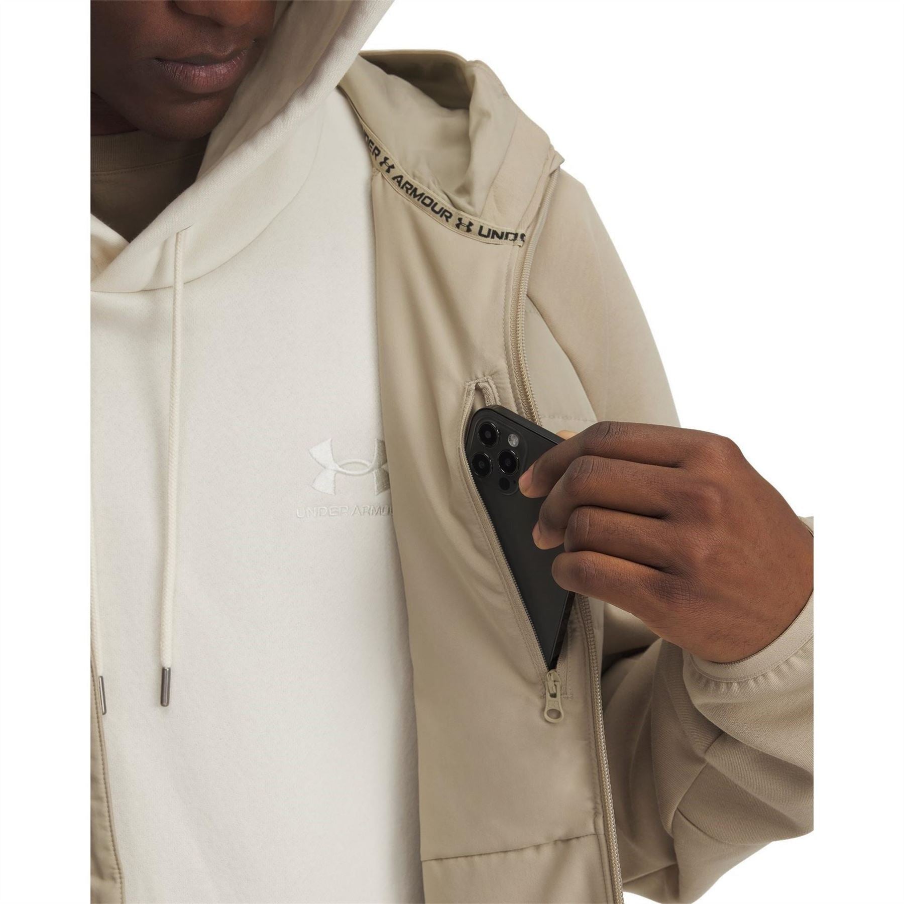 Under Armour Solid Patterned Hooded Ribbed Cuff Softshell Jacket