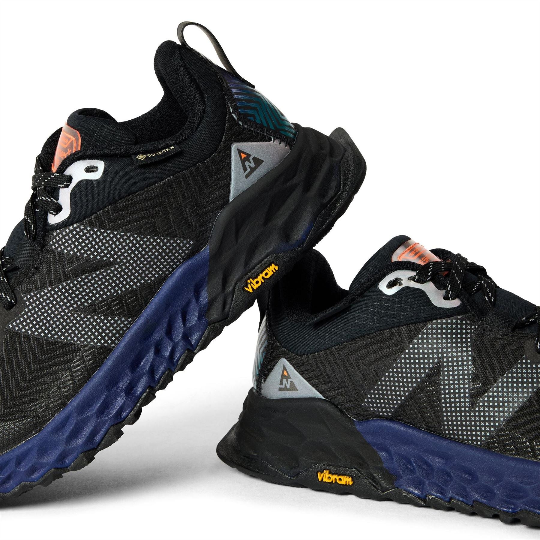 New Balance Womens Hierro V6 Trail Running Shoes