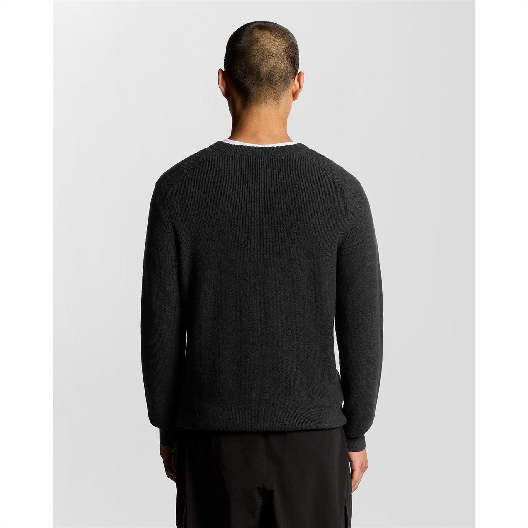 Lyle and Scott Ribbed Crew Neck Raglan Sleeve Sweater