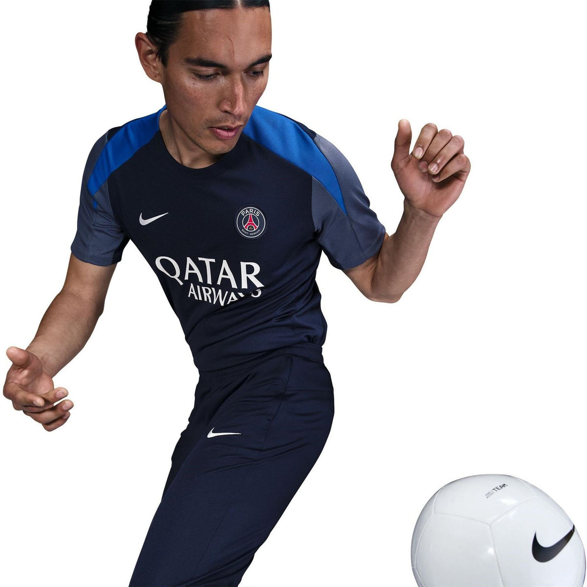 Nike Strike T-Shirt 2025 2026 Adults