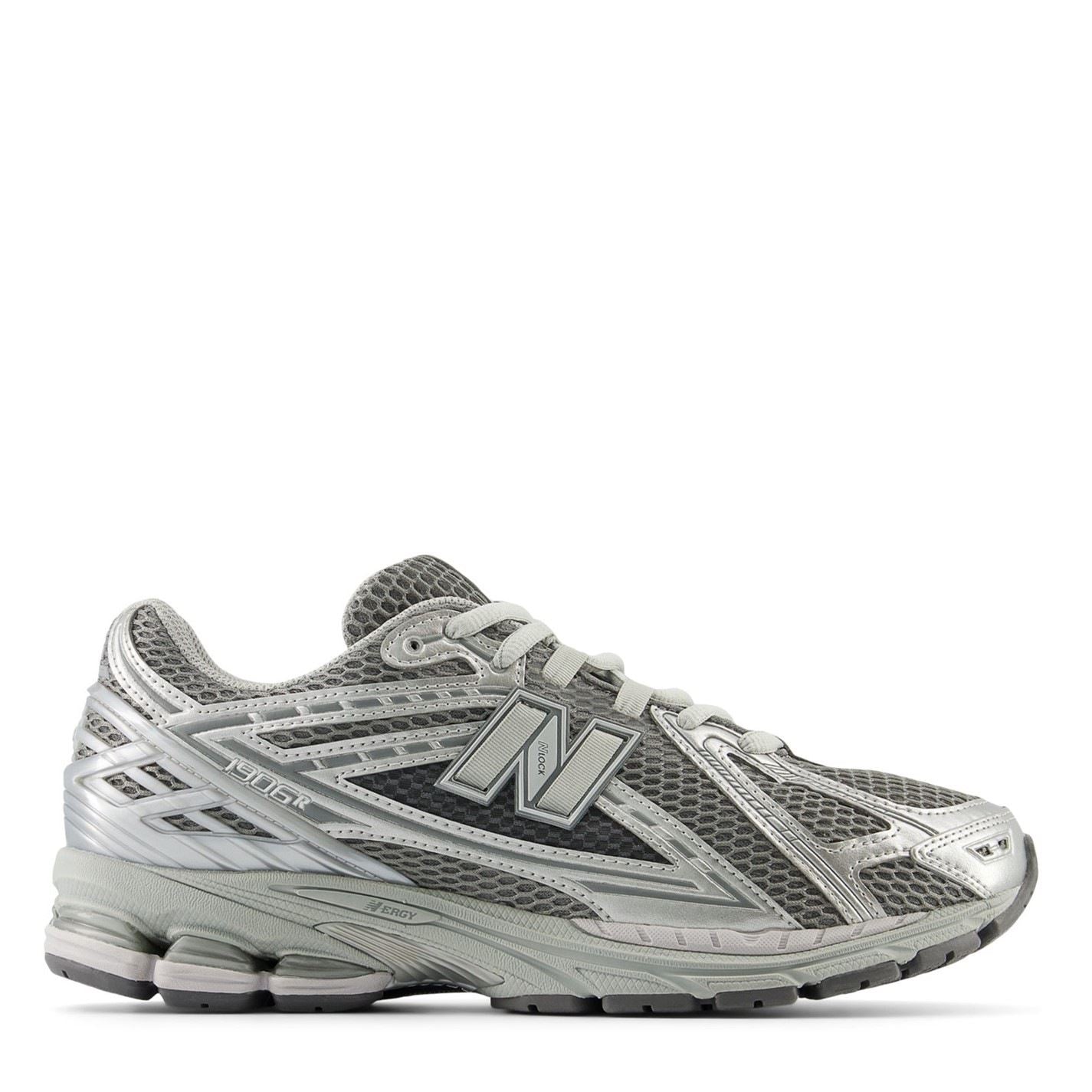 New Balance Trainers Juniors