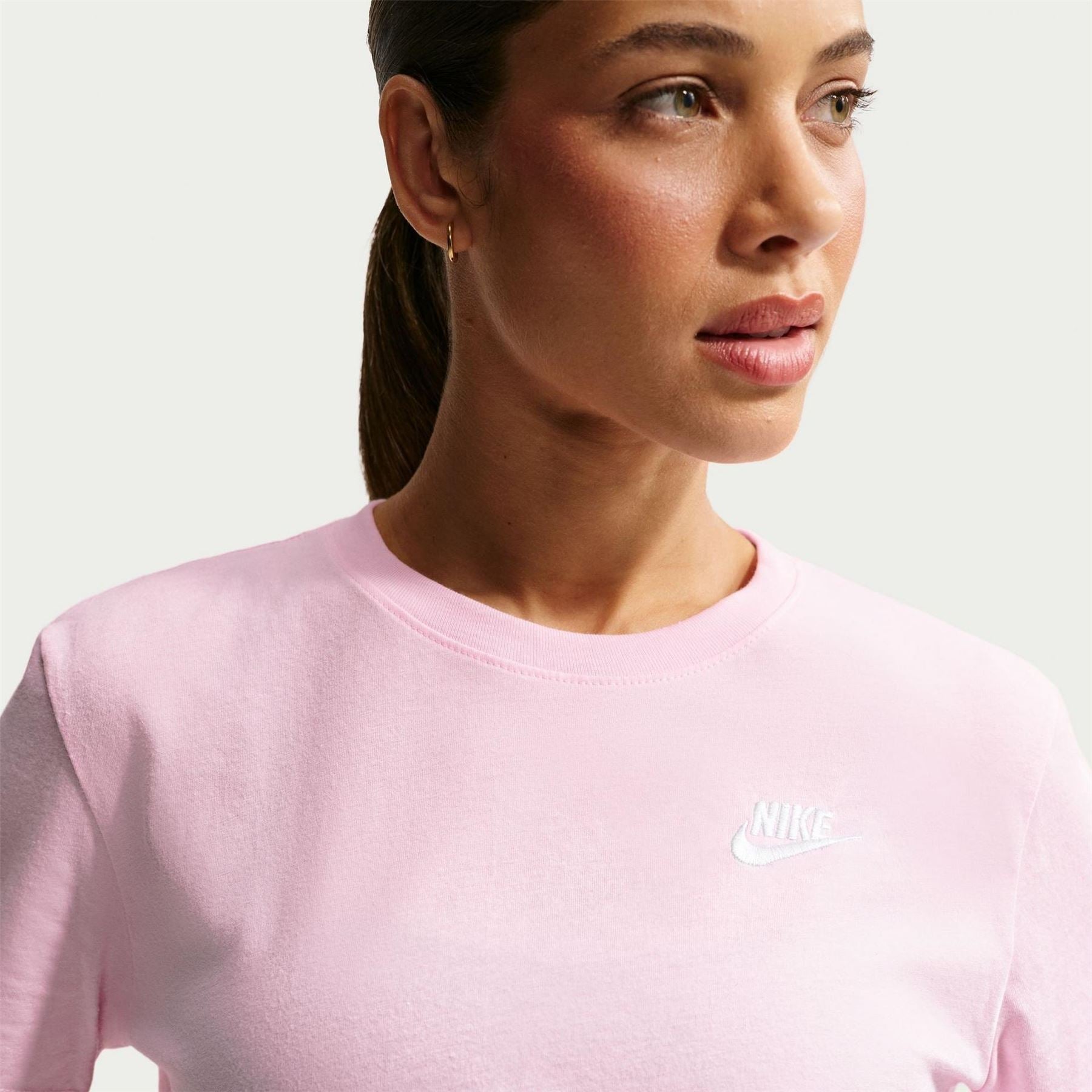 Nike Womens Sportswear Club T-Shirt