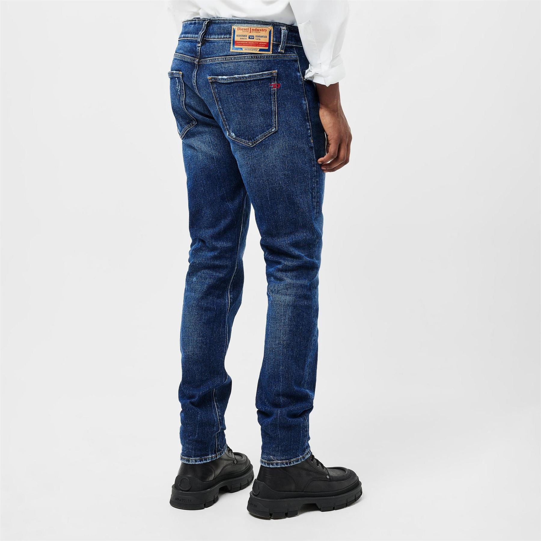 Diesel 2019 D Strukt