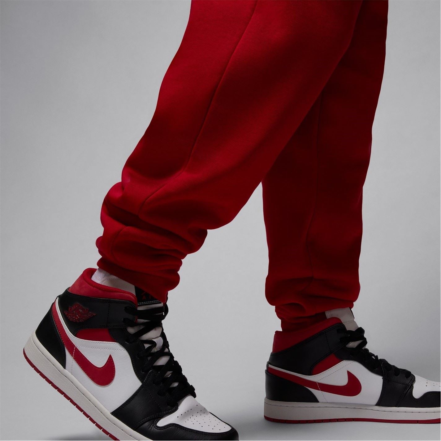 Air Jordan Mens Essential Fleece Pants