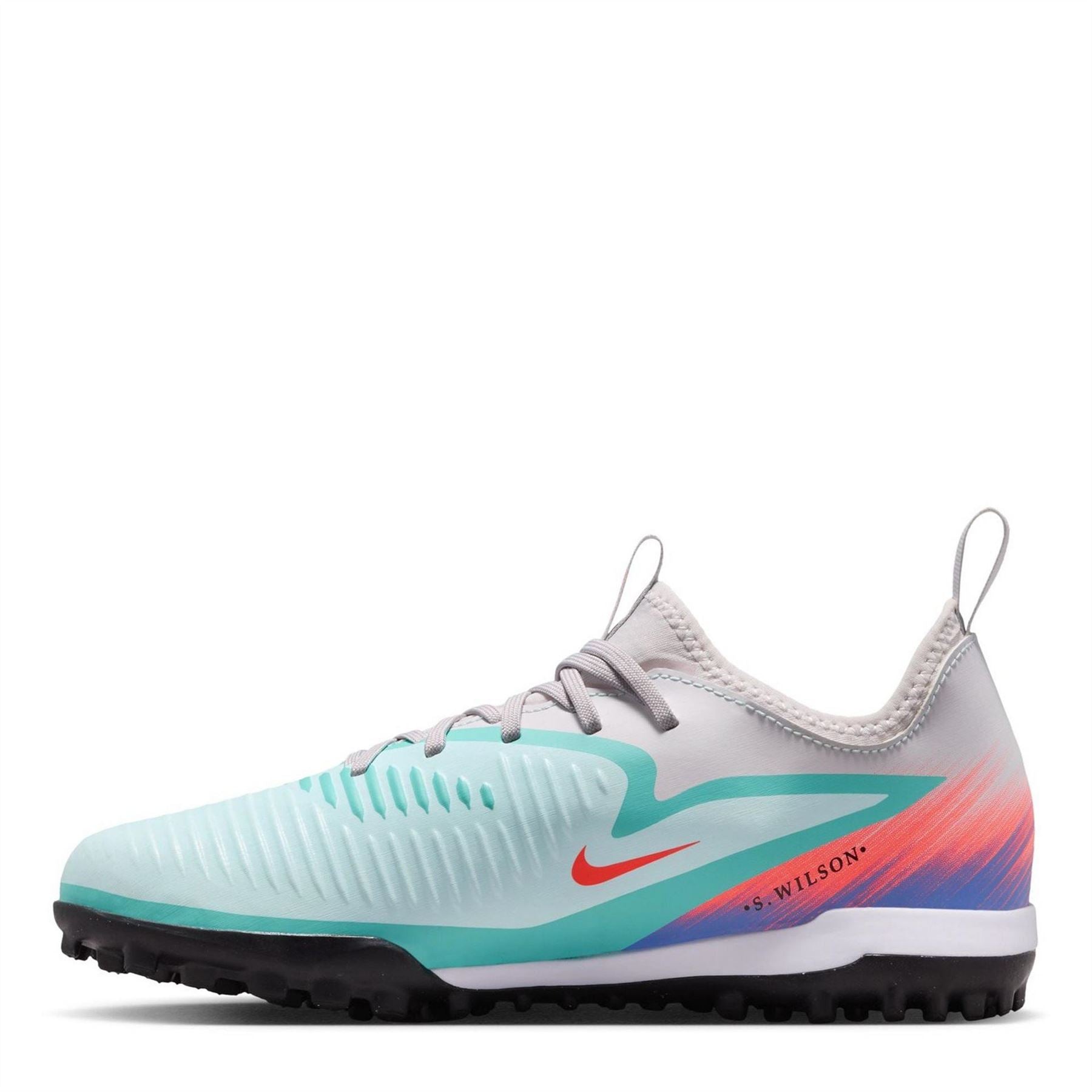 Nike Phantom 6 Low Top Lace-Up Sneakers