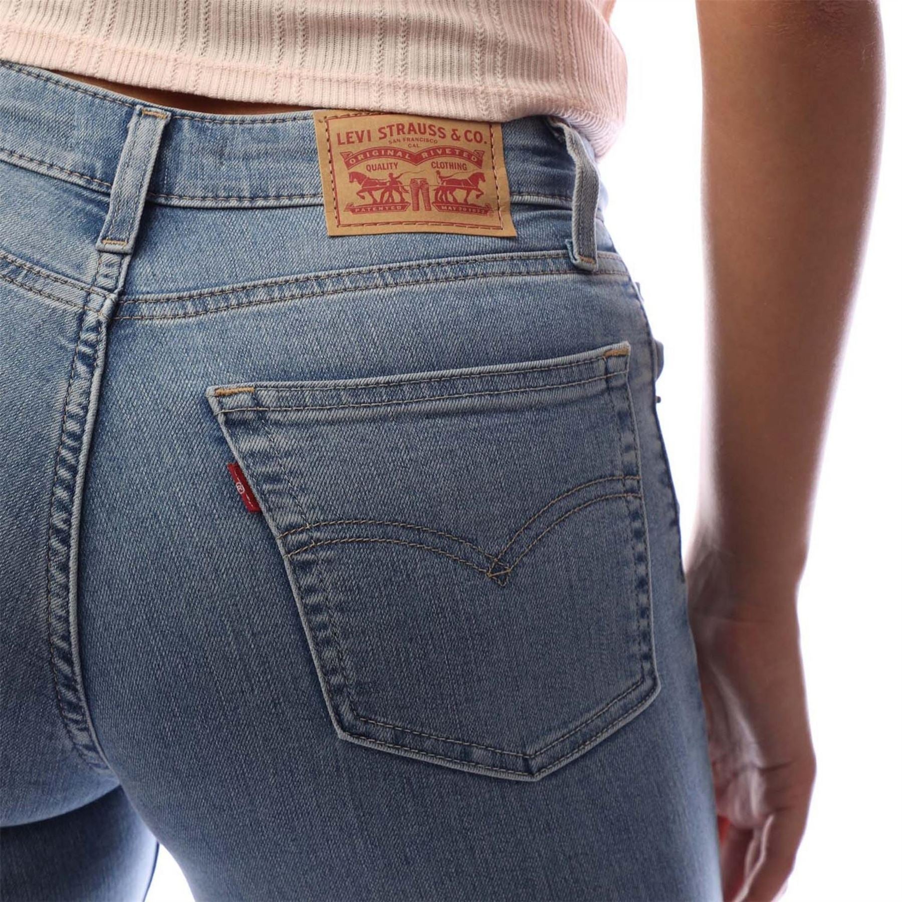 Levis Flared Five Pocket Design Jeans