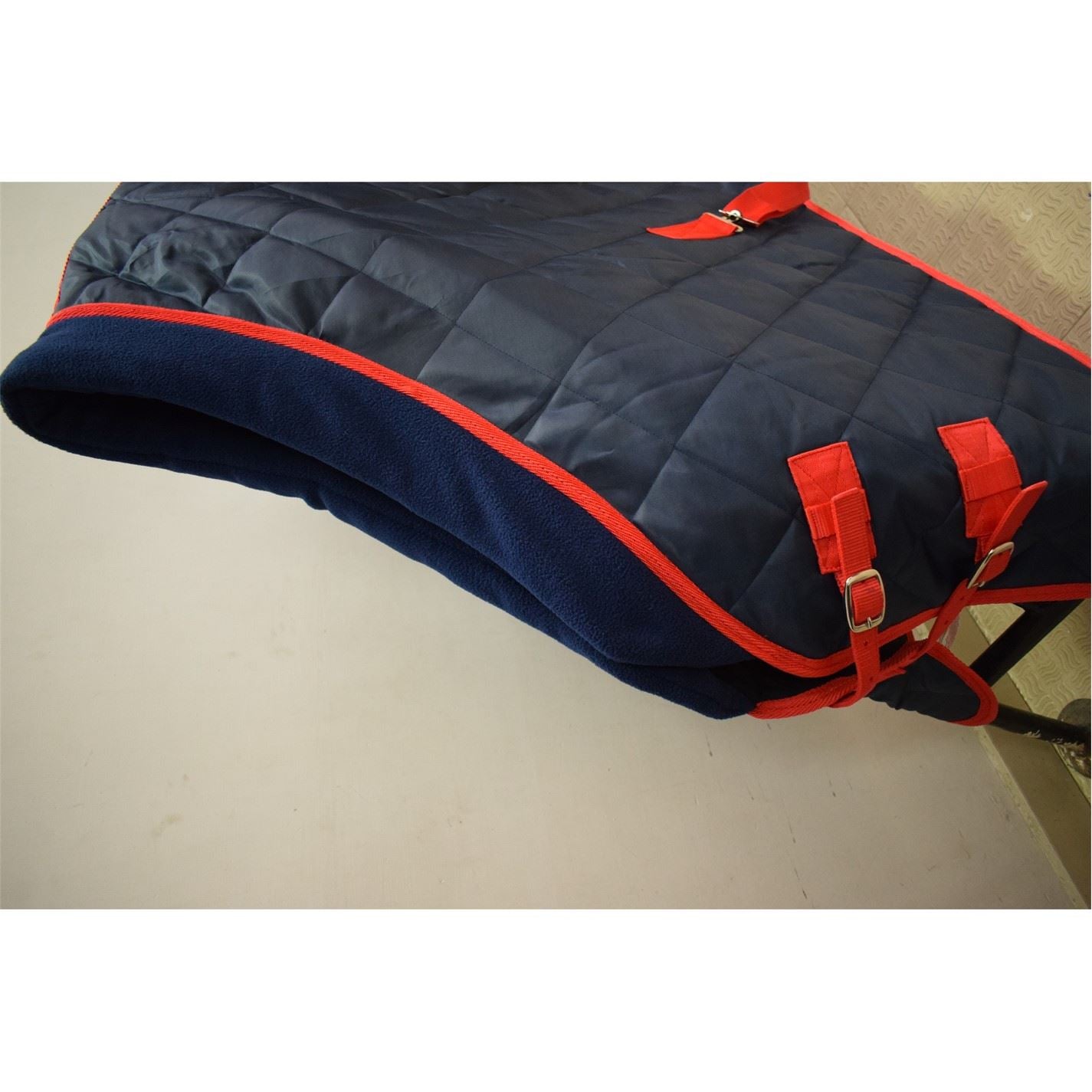 Requisite Essentials Medium Comfort Stable Quilt