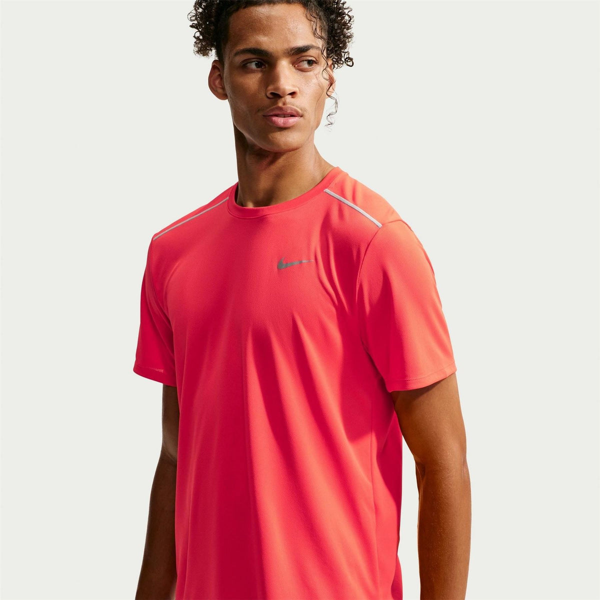 Nike Mens Drifit Miler Running Top
