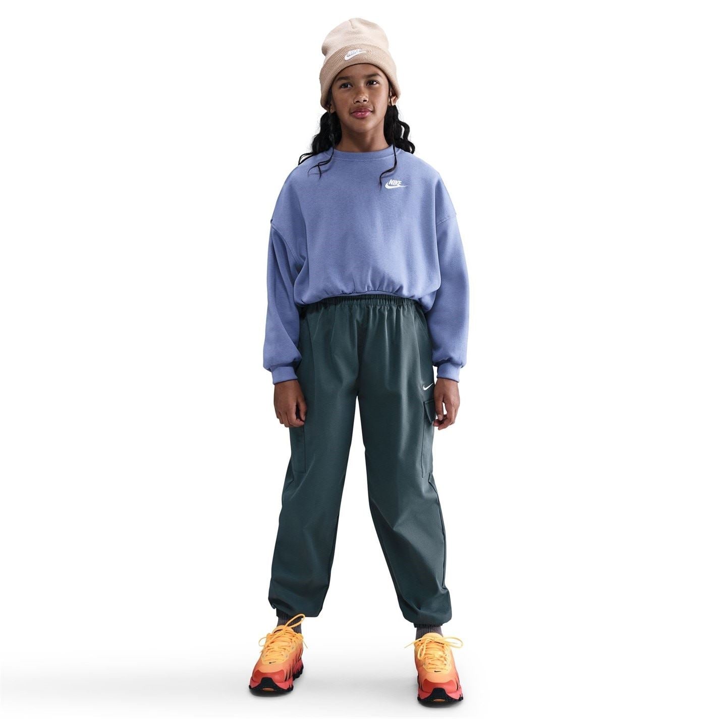 Nike Club Fleece Big Kids (girls) Boxy Crewneck Sweatshirt