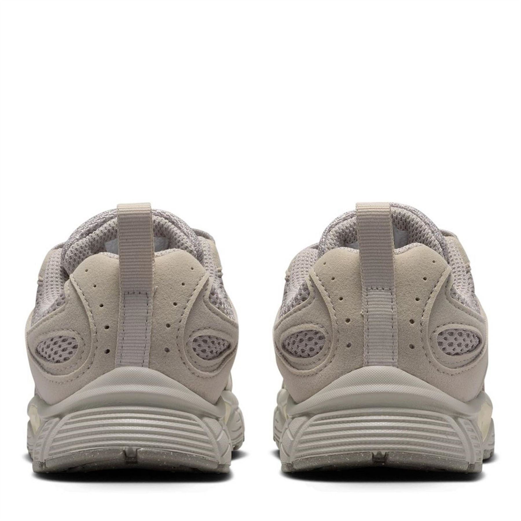 Nike V5 Rnr Lace Up Low Top Sneakers
