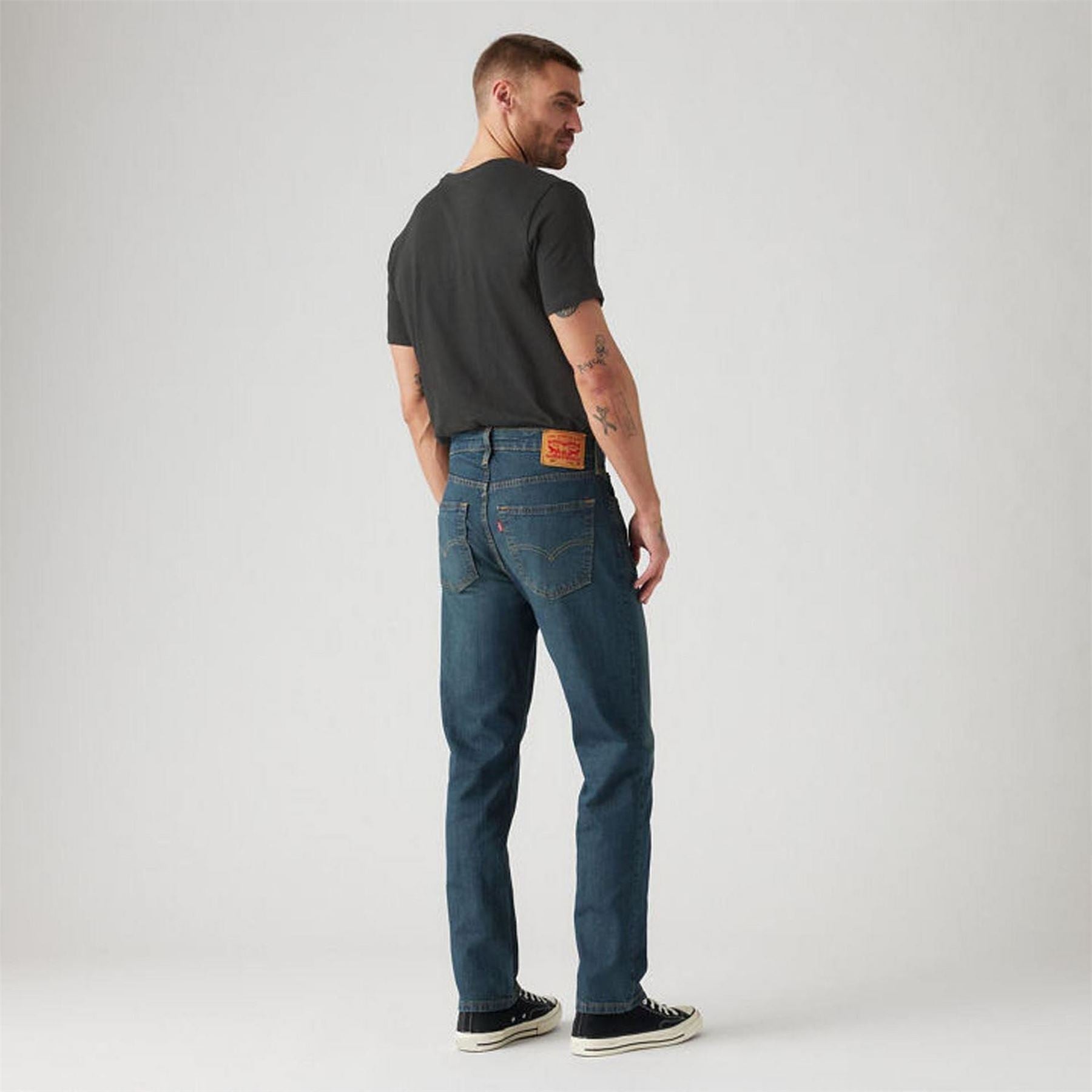 Levis Athletic Taper Jeans