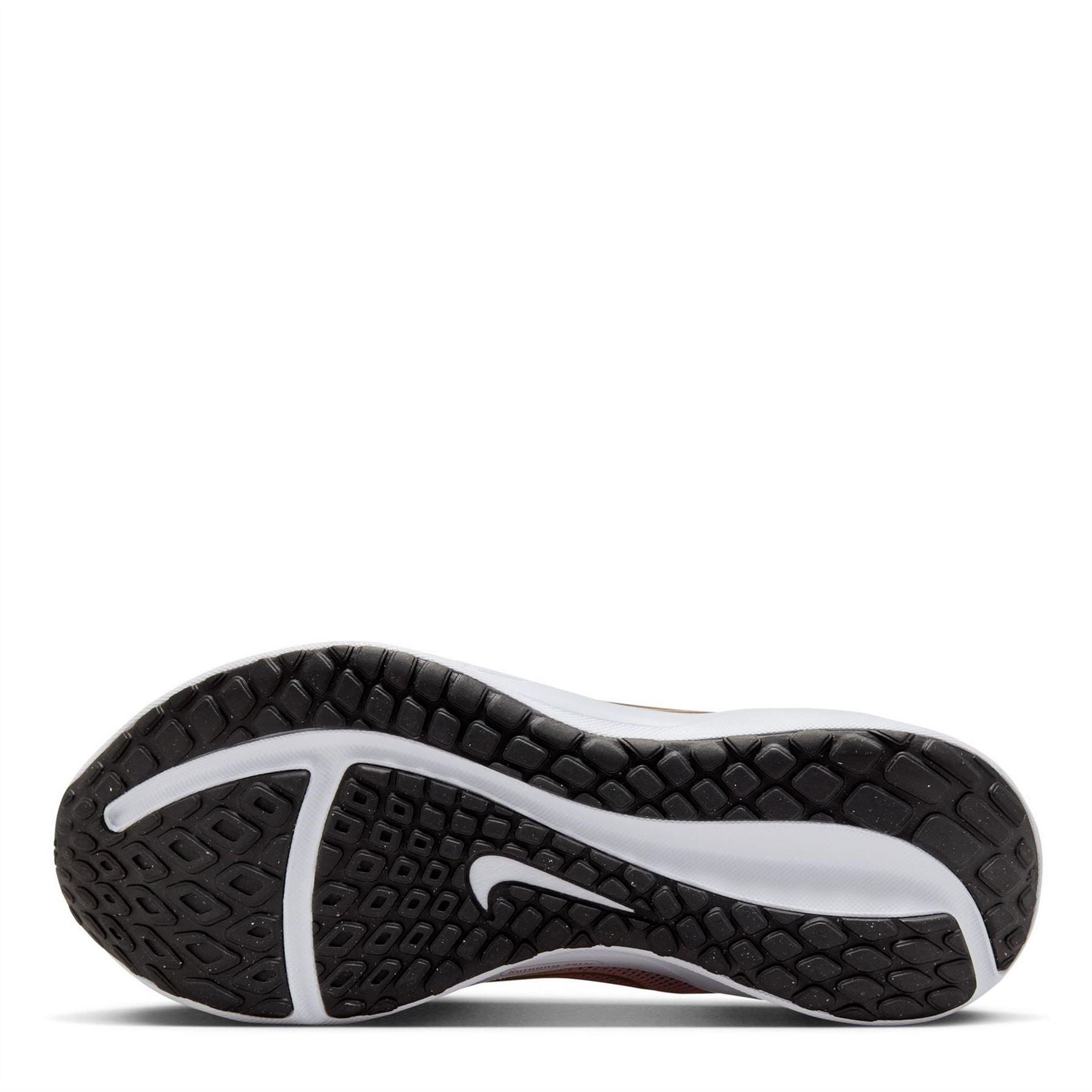 Nike Womens 13 Running Shoes