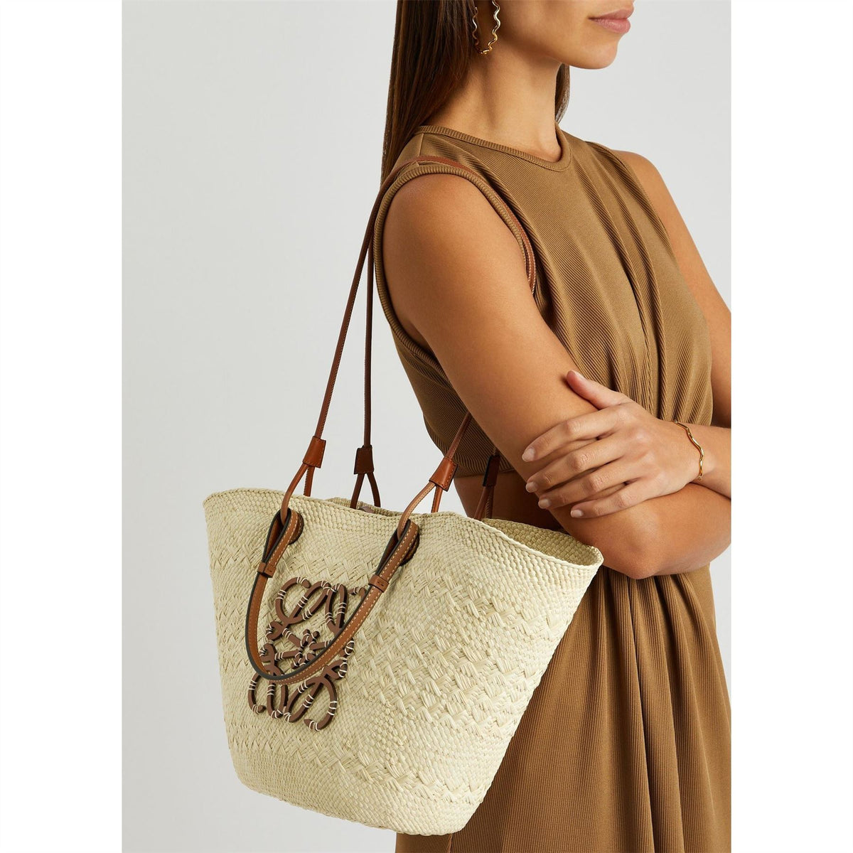 Loewe Basket