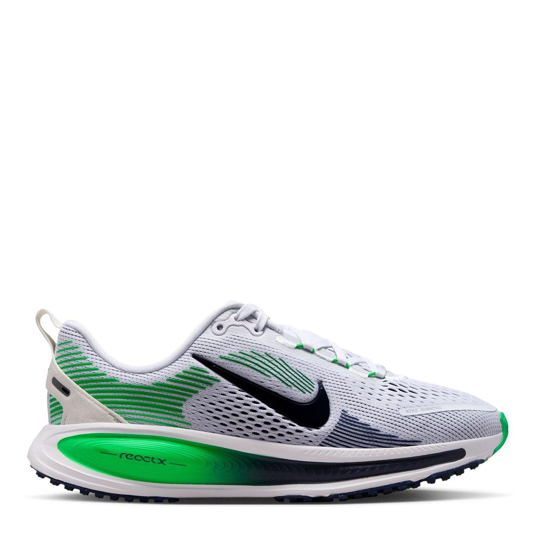 Nike Vomero 18 Trainers Juniors