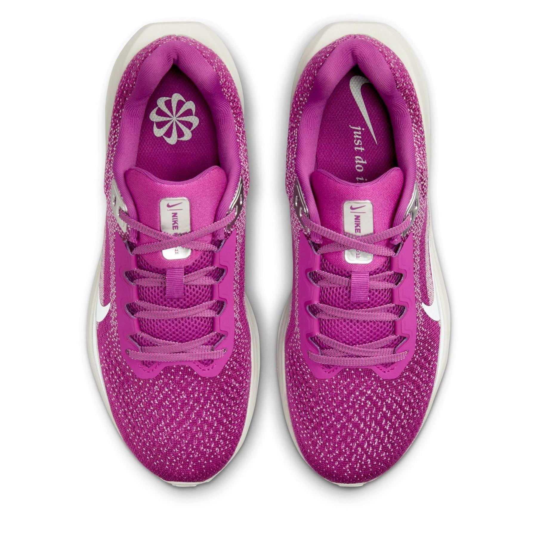 Nike Winflo 11 Premium Road Running Trainers