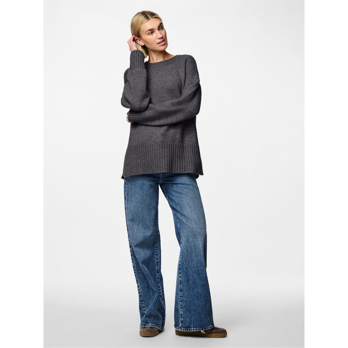 Pieces Oversize Fit Drop Shoulder Sweatshirt