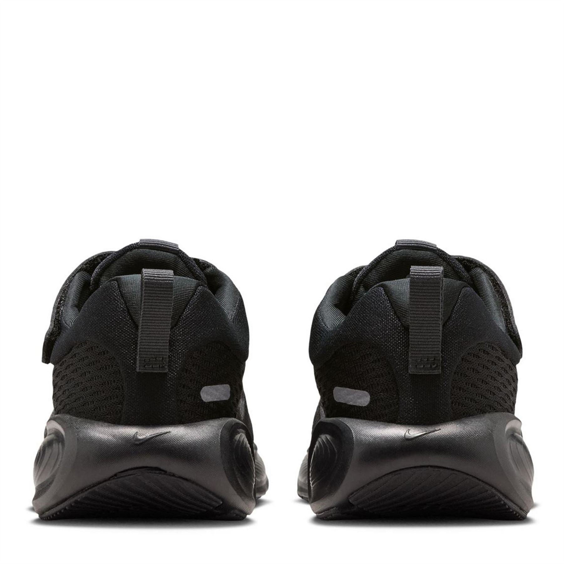 Nike Stellar Ride Low Top Lace-Up Sneakers