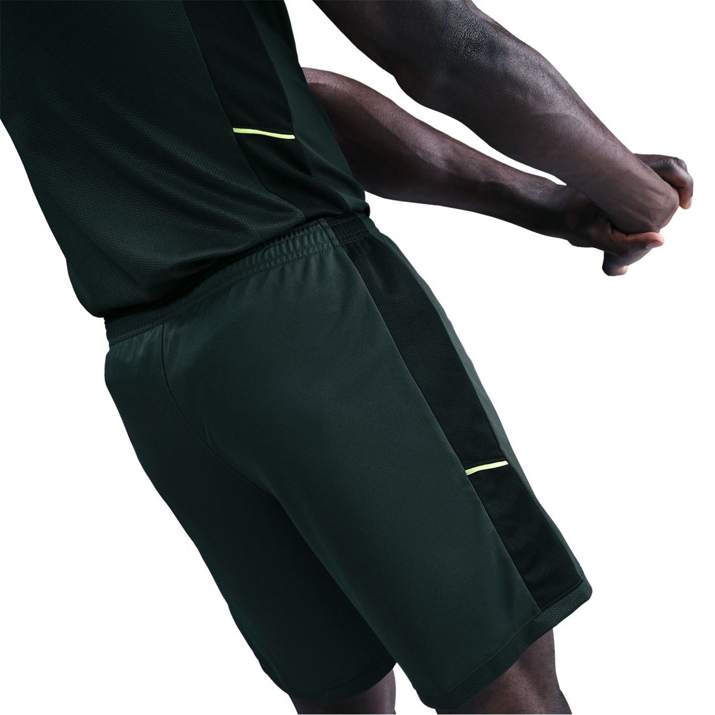 Nike Mens Dri Fit Academy Football Shorts
