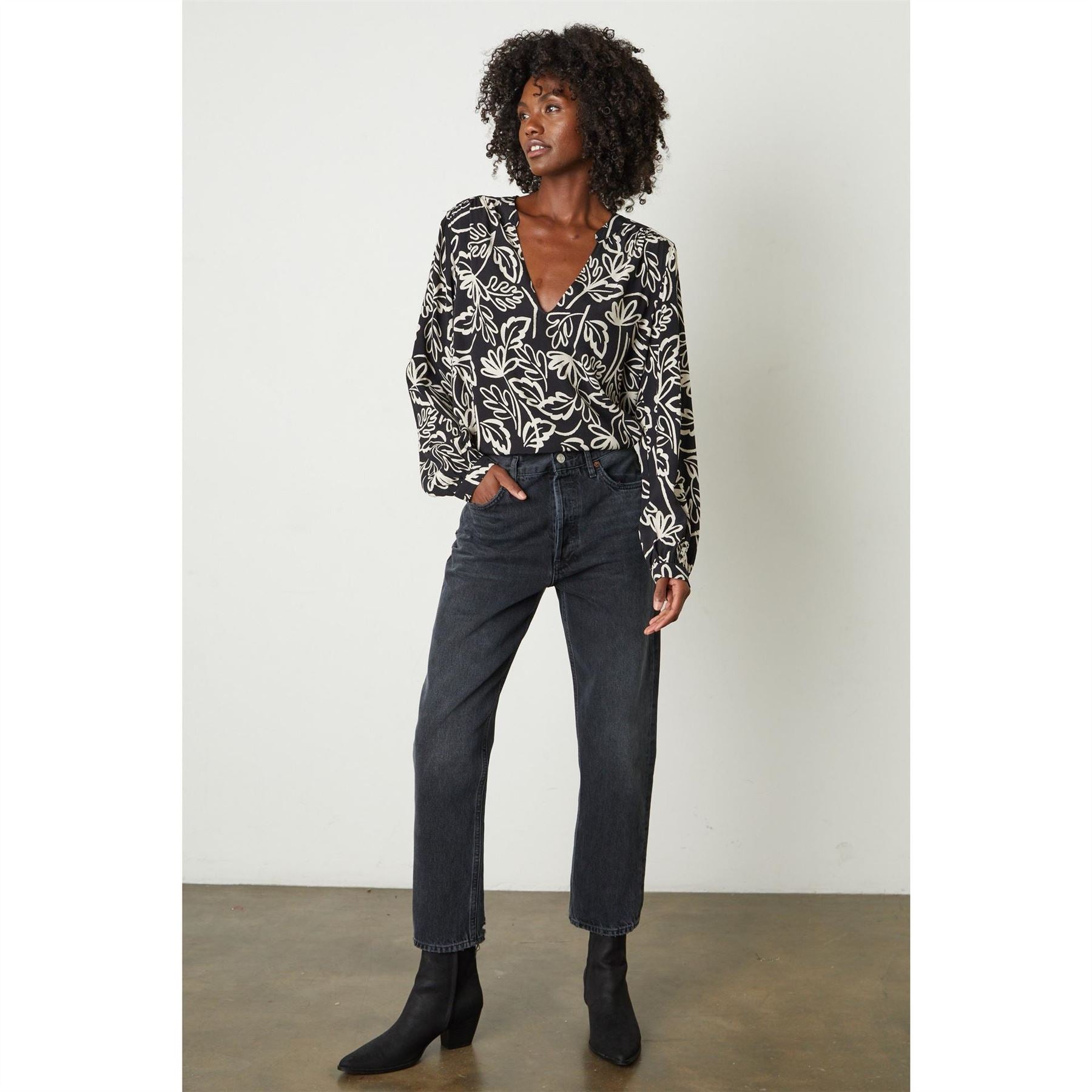 Velvet by Graham and Spencer Regular Fit V-Neck Long Sleeve Blouse