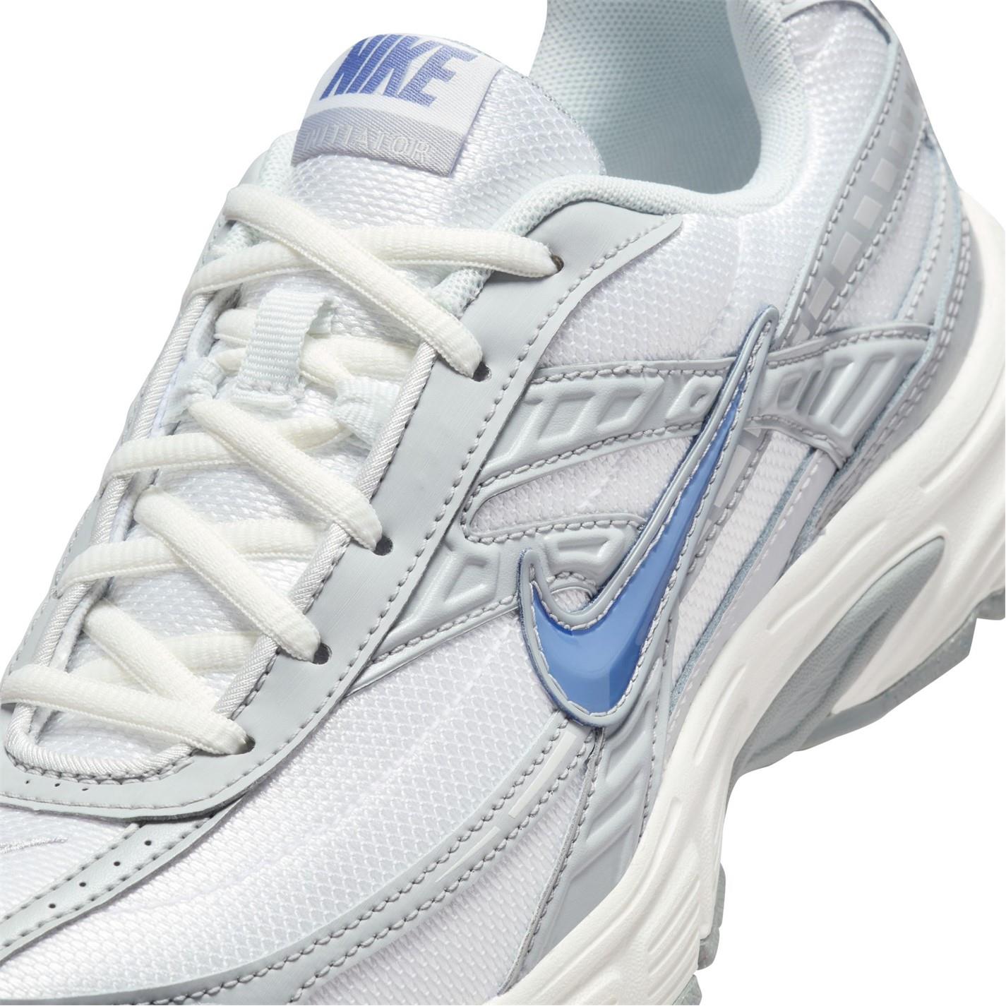 Nike Initiator Low Top Sneakers
