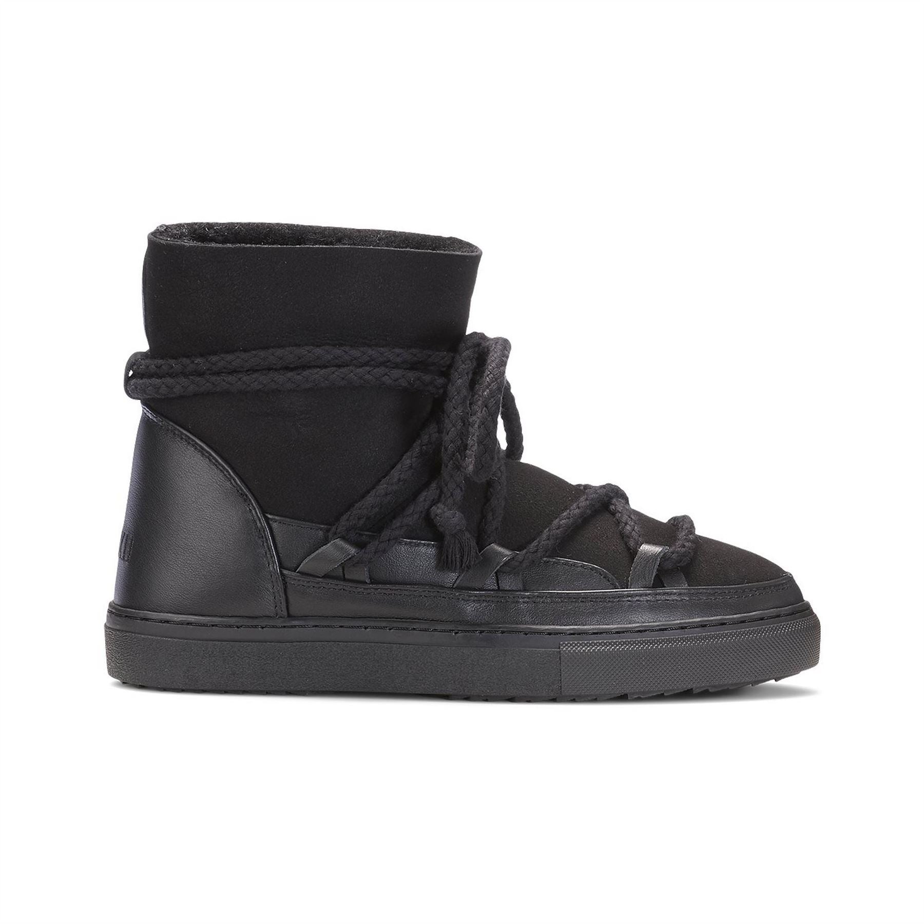 Inuikii Classic Snug Boots with Lace-Up Closure