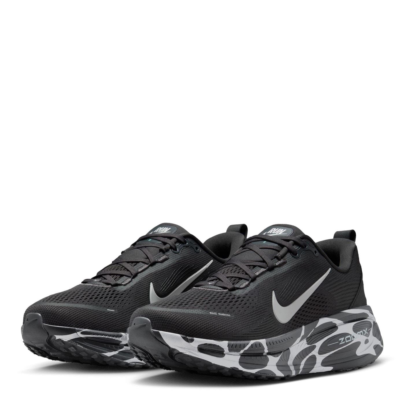 Nike Mens Vomero 18 Road Running Shoes