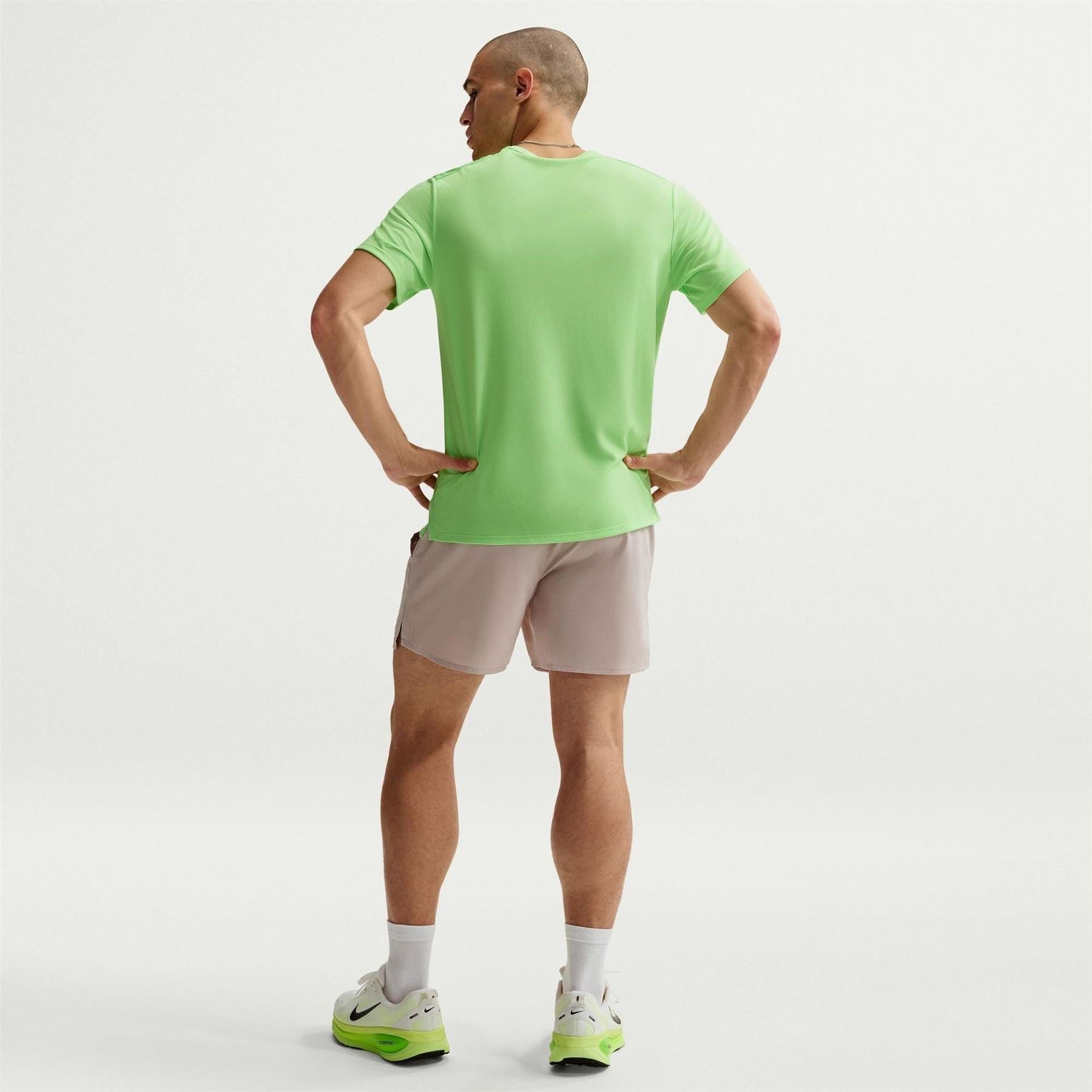 Nike Mens Drifit Miler Running Top
