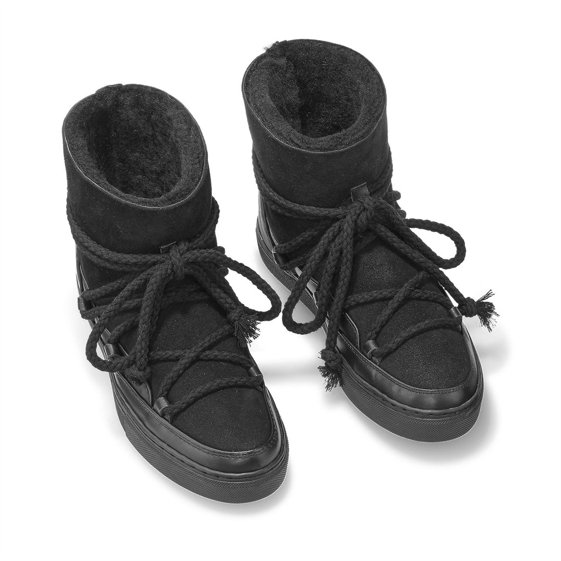 Inuikii Classic Snug Boots with Lace-Up Closure